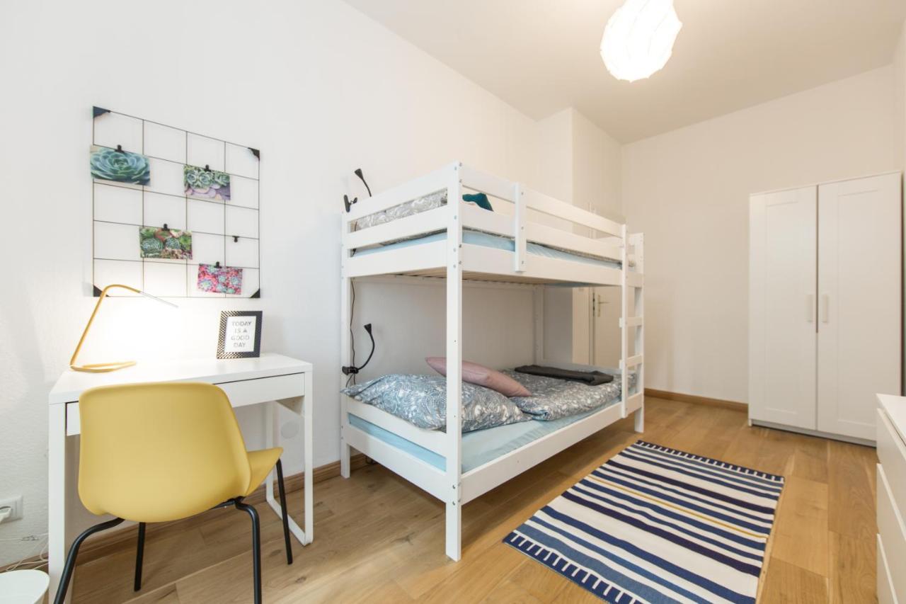 Apartment Cheers Am Kornerpark Berlin Bagian luar foto
